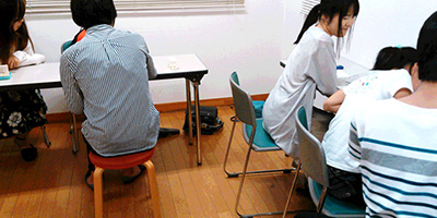 無料学習支援「みどの学習クラブ」